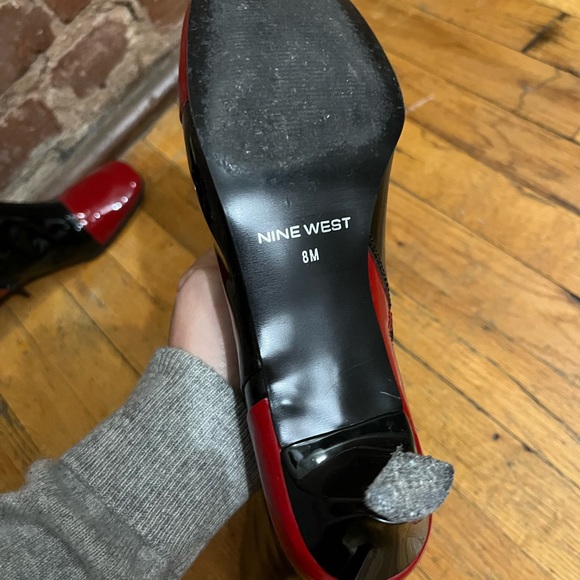 The cutest Nine West shiny boot!!! - Picture 2 of 5